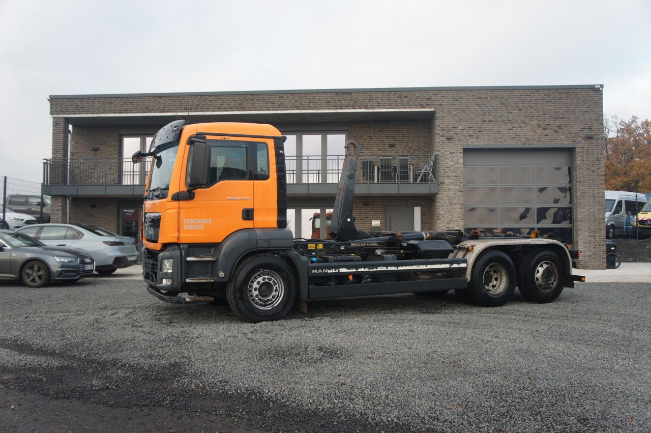 MAN TGS 26.420 Abrollkipper Meiller - Camion ampliroll: photos 1 MAN TGS 26.420 Abrollkipper Meiller - Camion ampliroll: photos 1