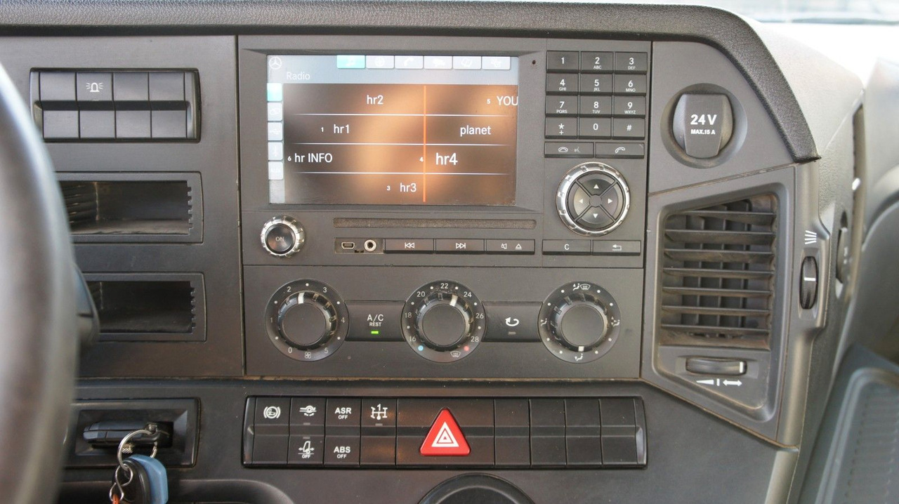 Camion benne Mercedes-Benz Arocs 2653 Dreiseitenkipper Meiller Bordmatik: photos 8 Camion benne Mercedes-Benz Arocs 2653 Dreiseitenkipper Meiller Bordmatik: photos 8