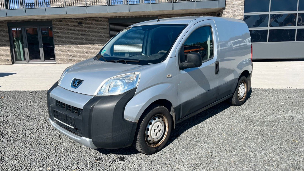 Peugeot Bipper Basis Kopfdichtungsschaden - Voiture: photos 2 Peugeot Bipper Basis Kopfdichtungsschaden - Voiture: photos 2