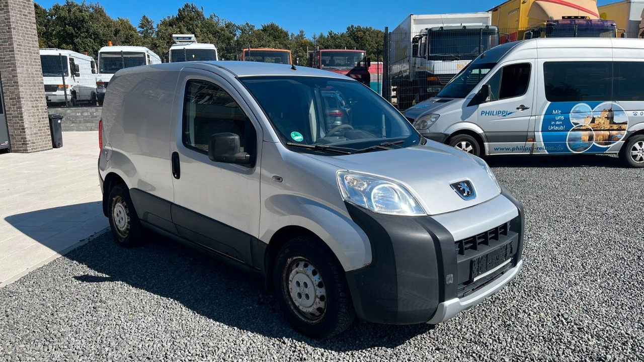 Peugeot Bipper Basis Kopfdichtungsschaden - Voiture: photos 3 Peugeot Bipper Basis Kopfdichtungsschaden - Voiture: photos 3