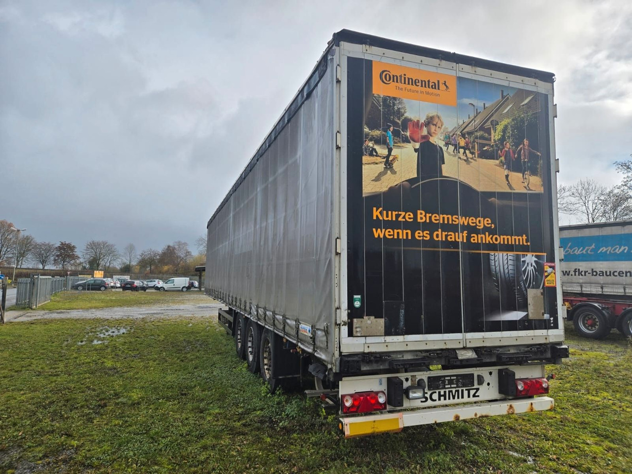 Schmitz Cargobull SCS 24/L - 13.62 EB Pritsche + Plane - Semi-remorque rideaux coulissants: photos 2 Schmitz Cargobull SCS 24/L - 13.62 EB Pritsche + Plane - Semi-remorque rideaux coulissants: photos 2