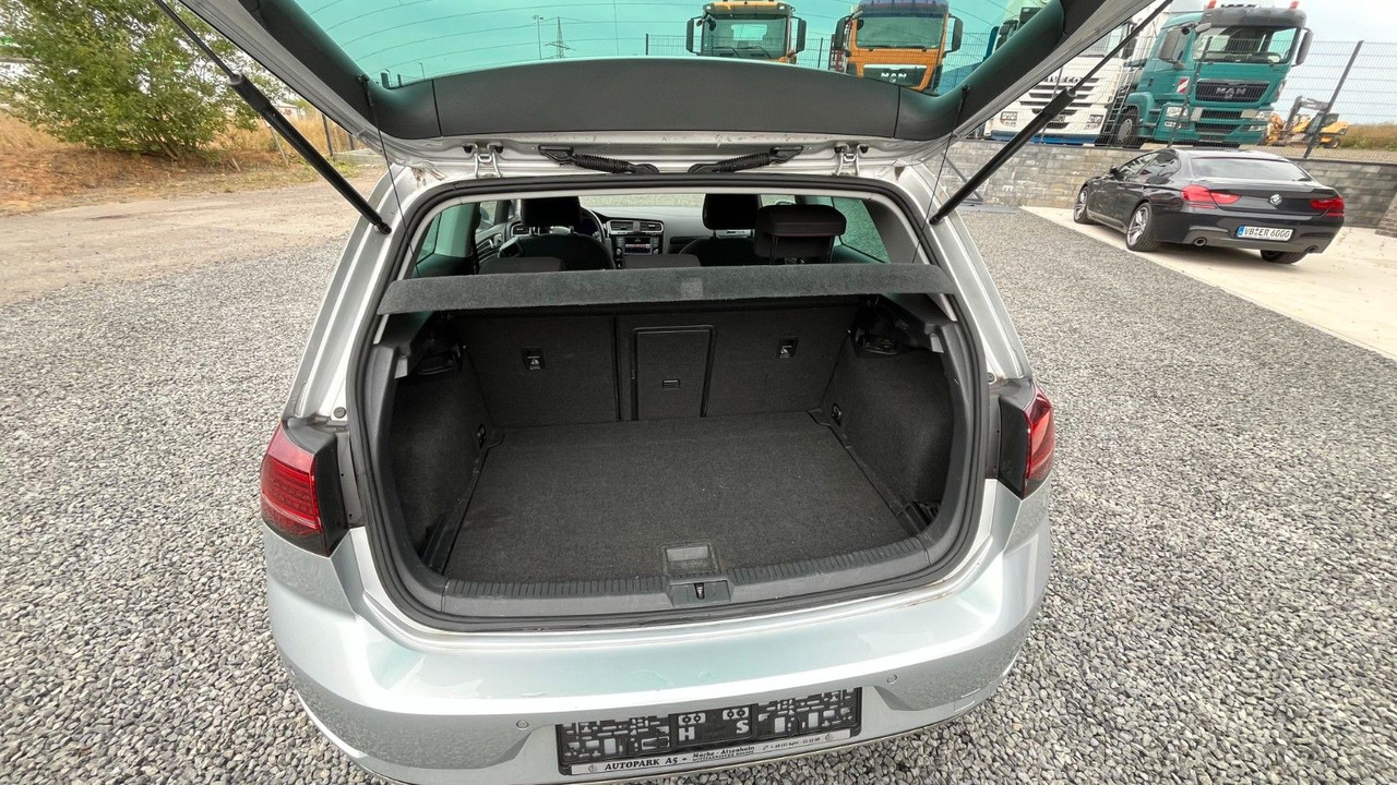 Voiture Volkswagen Golf VII Lim. Sound Start-Stopp: photos 6