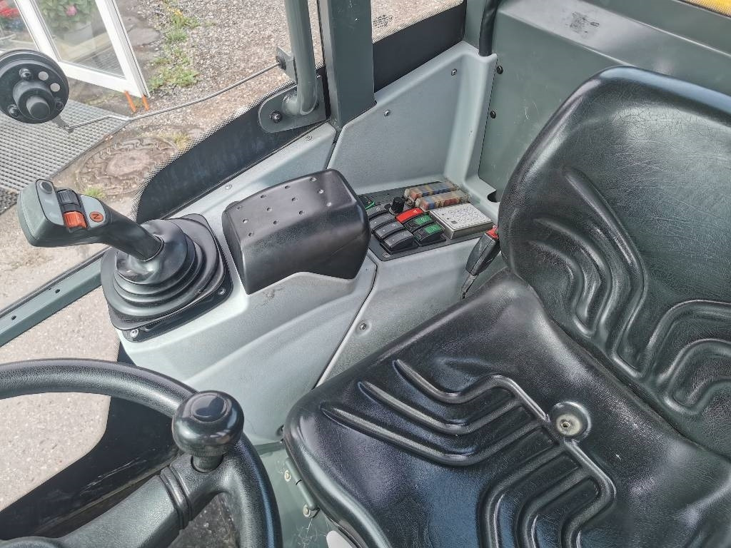 Kramer 5055e - Chargeuse sur pneus: photos 3 Kramer 5055e - Chargeuse sur pneus: photos 3