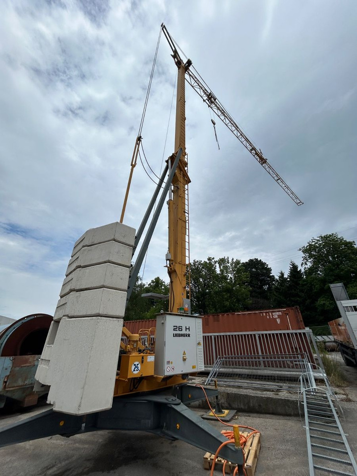 Liebherr Schnellbaukran 26 H Bj.: 2015 - Grue à tour: photos 1 Liebherr Schnellbaukran 26 H Bj.: 2015 - Grue à tour: photos 1