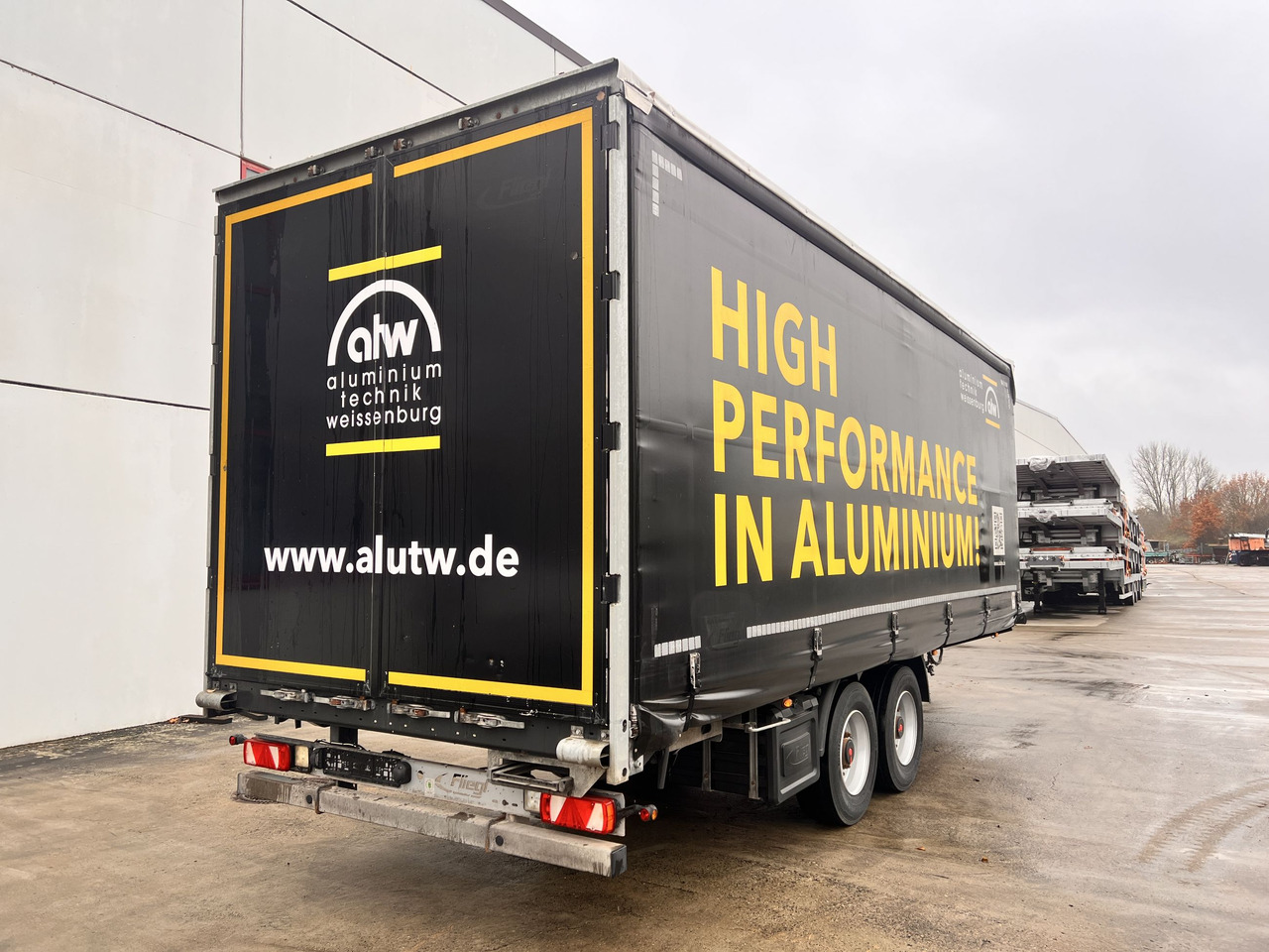 Fliegl TPS135 13,5 t Tandemplanenanhänger, neuwertig - Remorque rideaux coulissants: photos 3 Fliegl TPS135 13,5 t Tandemplanenanhänger, neuwertig - Remorque rideaux coulissants: photos 3