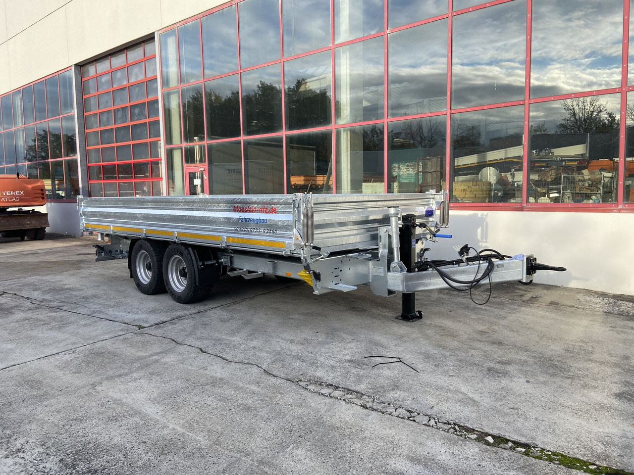 Möslein TTD 11 Breite Reifen Kipper Tieflader, Breite Reifen-- Neufahrzeug -- - Remorque benne: photos 5 Möslein TTD 11 Breite Reifen Kipper Tieflader, Breite Reifen-- Neufahrzeug -- - Remorque benne: photos 5