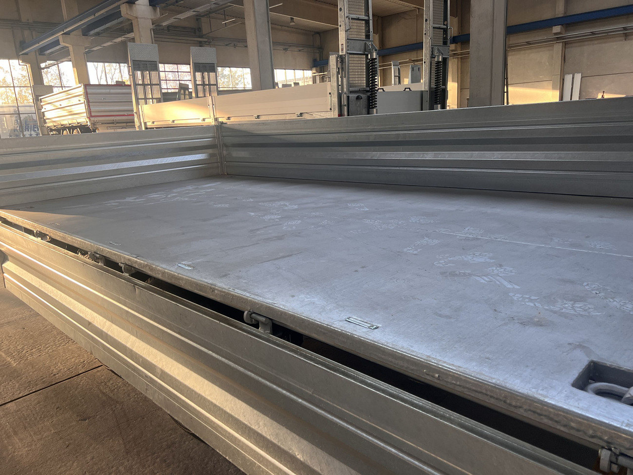 Möslein TTD 14 Schwebheim 14 t Tandemkipper Tieflader Breite Reifen-- Neufahrzeug -- - Remorque benne: photos 4 Möslein TTD 14 Schwebheim 14 t Tandemkipper Tieflader Breite Reifen-- Neufahrzeug -- - Remorque benne: photos 4