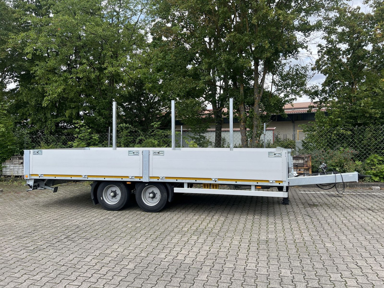 Remorque porte-engin surbaissée Möslein  Tandem- Pritschenanhänger- Tieflader: photos 8