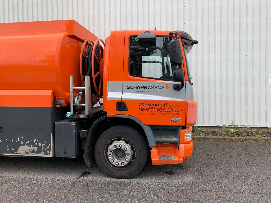 DAF FANCF75 - Camion citerne: photos 3 DAF FANCF75 - Camion citerne: photos 3