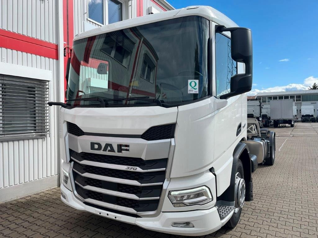 DAF XD 370 Fahrgestell - Châssis cabine: photos 4 DAF XD 370 Fahrgestell - Châssis cabine: photos 4