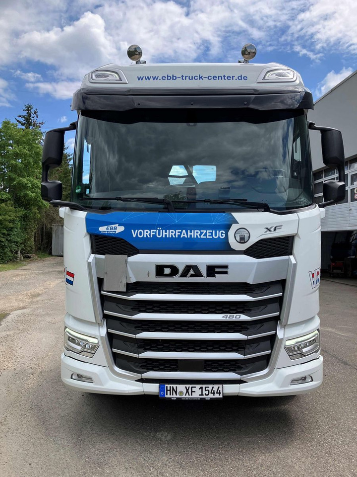 DAF XF 480 FAN Abroller VDL DAF XF 480 FAN Abroller VDL - Camion ampliroll: photos 2 DAF XF 480 FAN Abroller VDL DAF XF 480 FAN Abroller VDL - Camion ampliroll: photos 2