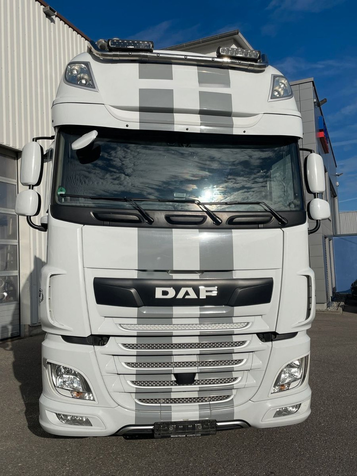 DAF FT XF480 SSC, 2x Tank, Standklima, Lampenbügel - Tracteur routier: photos 2 DAF FT XF480 SSC, 2x Tank, Standklima, Lampenbügel - Tracteur routier: photos 2