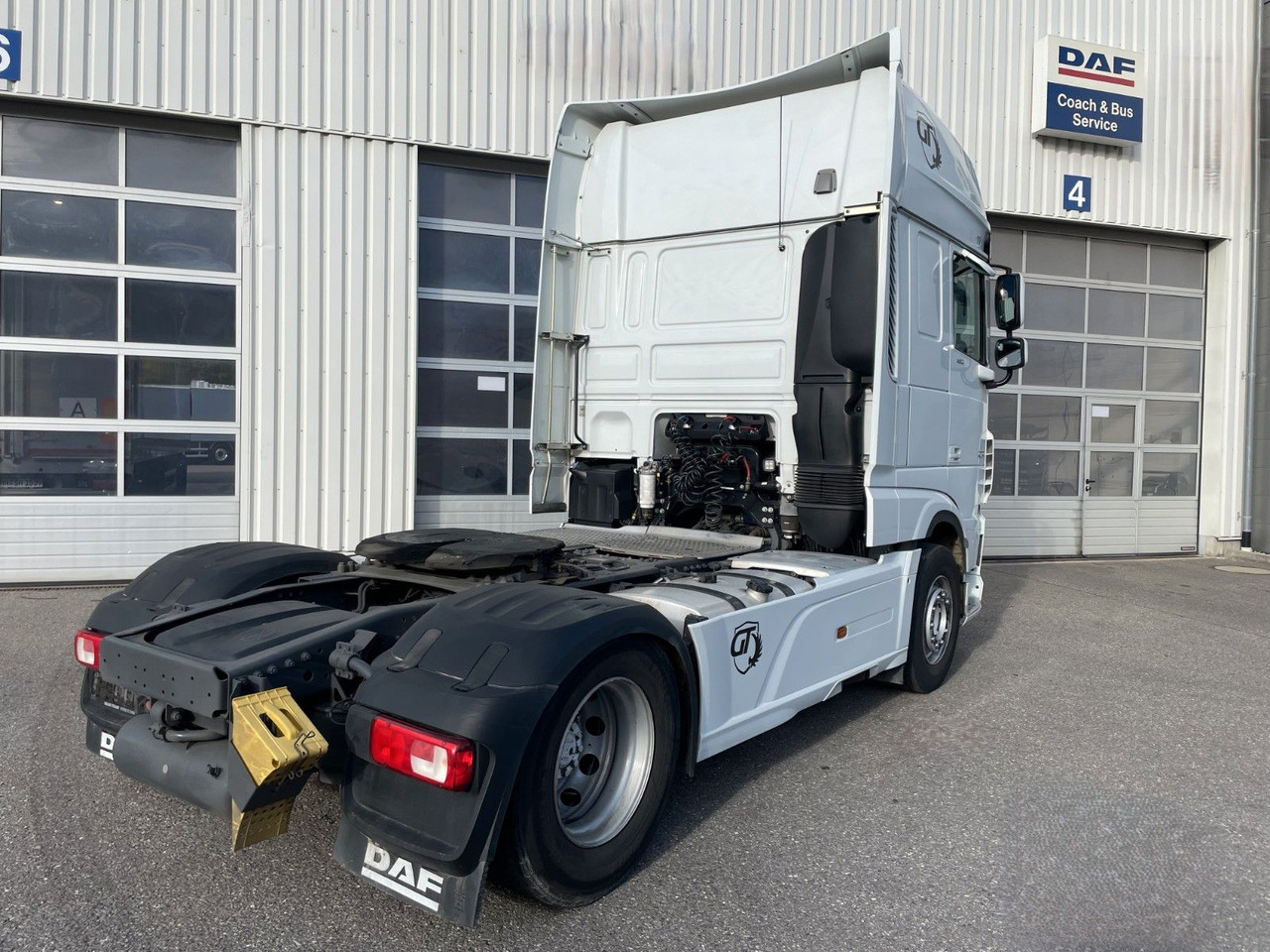 DAF FT XF480 SSC, 2x Tank, Standklima, Lampenbügel - Tracteur routier: photos 5 DAF FT XF480 SSC, 2x Tank, Standklima, Lampenbügel - Tracteur routier: photos 5
