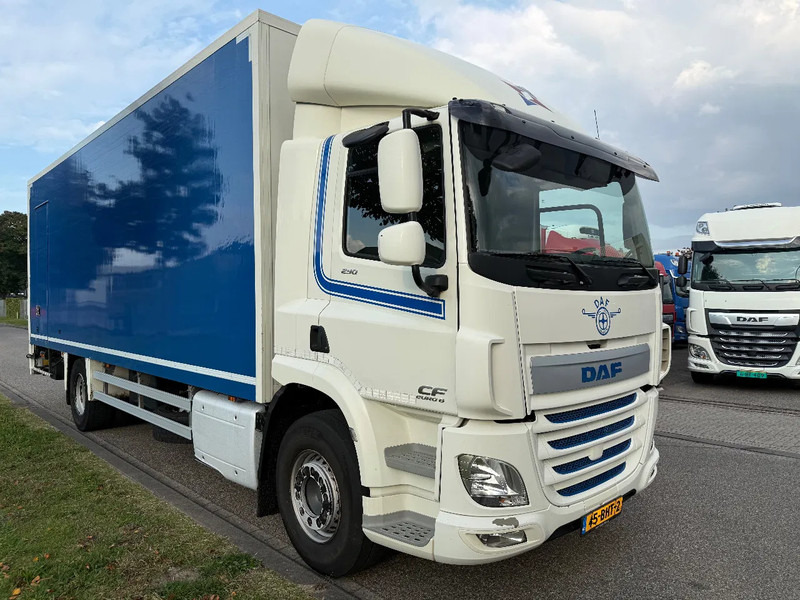 DAF CF 290 2016 - Camion fourgon: photos 2 DAF CF 290 2016 - Camion fourgon: photos 2