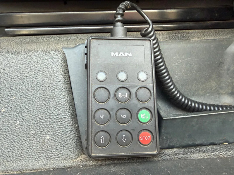 MAN TGX 26.440 6X2 BLS ONLY 485.000 km 3-2016 - crédit-bail MAN TGX 26.440 6X2 BLS ONLY 485.000 km 3-2016: photos 12 MAN TGX 26.440 6X2 BLS ONLY 485.000 km 3-2016 - crédit-bail MAN TGX 26.440 6X2 BLS ONLY 485.000 km 3-2016: photos 12