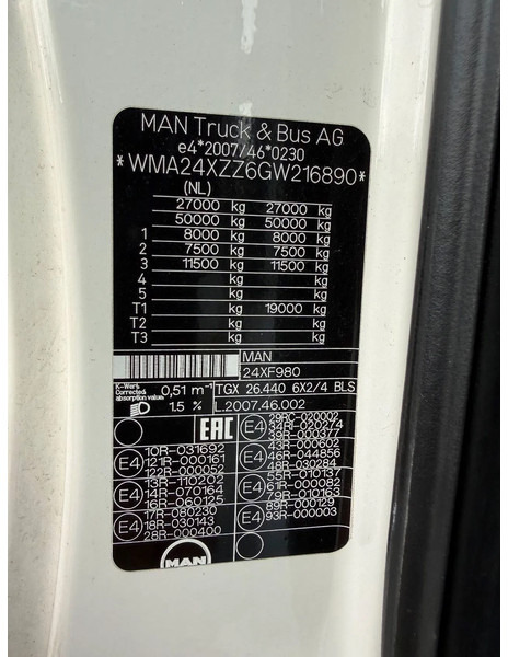 MAN TGX 26.440 6X2 BLS ONLY 485.000 km 3-2016 - crédit-bail MAN TGX 26.440 6X2 BLS ONLY 485.000 km 3-2016: photos 16 MAN TGX 26.440 6X2 BLS ONLY 485.000 km 3-2016 - crédit-bail MAN TGX 26.440 6X2 BLS ONLY 485.000 km 3-2016: photos 16