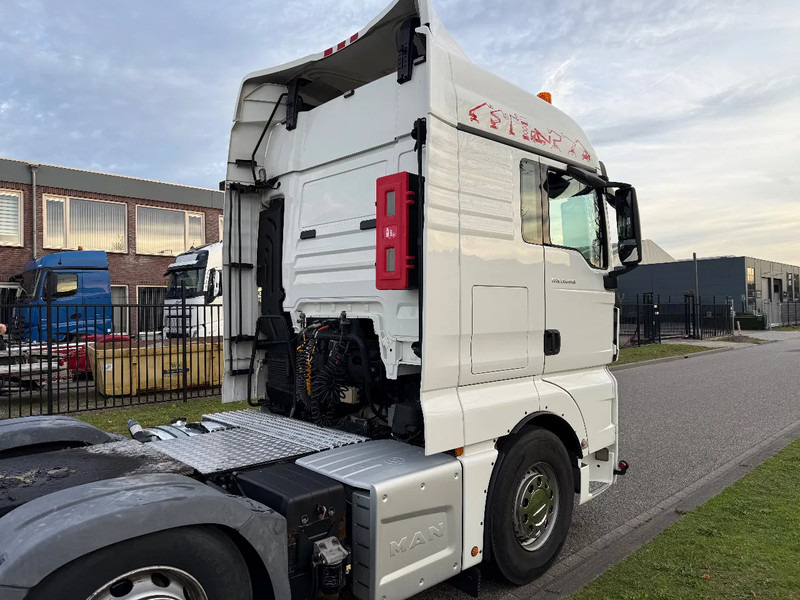 MAN TGX 26.440 6X2 BLS ONLY 485.000 km 3-2016 - crédit-bail MAN TGX 26.440 6X2 BLS ONLY 485.000 km 3-2016: photos 20 MAN TGX 26.440 6X2 BLS ONLY 485.000 km 3-2016 - crédit-bail MAN TGX 26.440 6X2 BLS ONLY 485.000 km 3-2016: photos 20