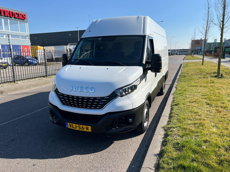 Iveco Daily 35 S 16V, Hi-Matic, 352 L H3, Airco, Camera - Fourgon utilitaire: photos 3 Iveco Daily 35 S 16V, Hi-Matic, 352 L H3, Airco, Camera - Fourgon utilitaire: photos 3