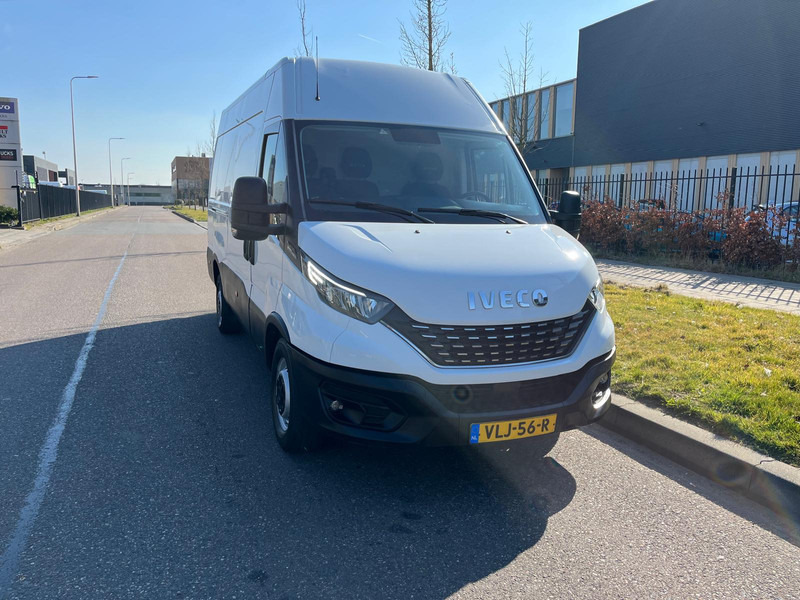 Iveco Daily 35 S 16V, Hi-Matic, 352 L H3, Airco, Camera - Fourgon utilitaire: photos 5 Iveco Daily 35 S 16V, Hi-Matic, 352 L H3, Airco, Camera - Fourgon utilitaire: photos 5