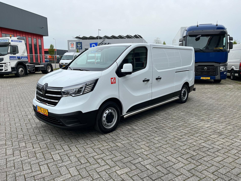 Renault Trafic E-Tech Red L2 H1, Nieuwstaat/New condition, Lees omschrijving/Read description - Fourgonnette, Utilitaire électrique: photos 1 Renault Trafic E-Tech Red L2 H1, Nieuwstaat/New condition, Lees omschrijving/Read description - Fourgonnette, Utilitaire électrique: photos 1