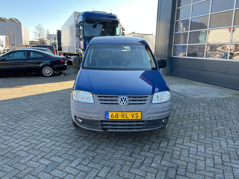 Volkswagen Caddy 1.6 Life, 7 seats, Compact - Voiture: photos 3 Volkswagen Caddy 1.6 Life, 7 seats, Compact - Voiture: photos 3