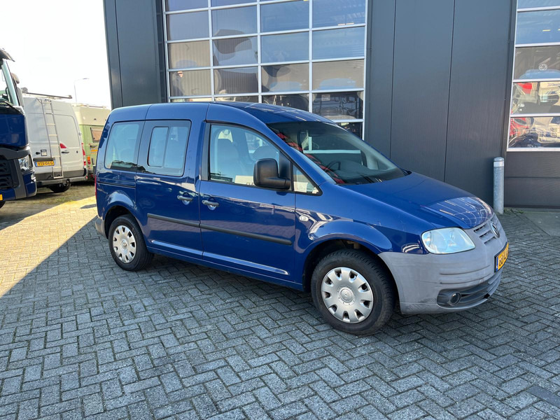 Volkswagen Caddy 1.6 Life, 7 seats, Compact - Voiture: photos 5 Volkswagen Caddy 1.6 Life, 7 seats, Compact - Voiture: photos 5
