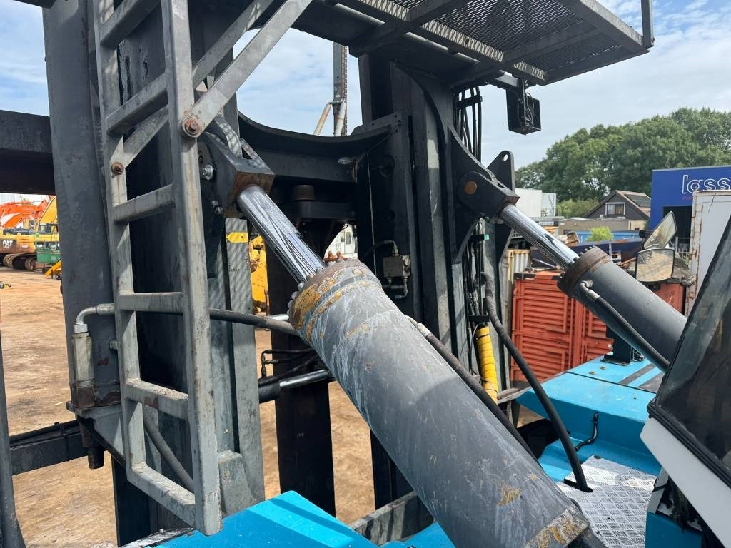 Chariot élévateur diesel SMV SL 60-1200A ( 60.000KG LIFTING CAPACITY ): photos 13