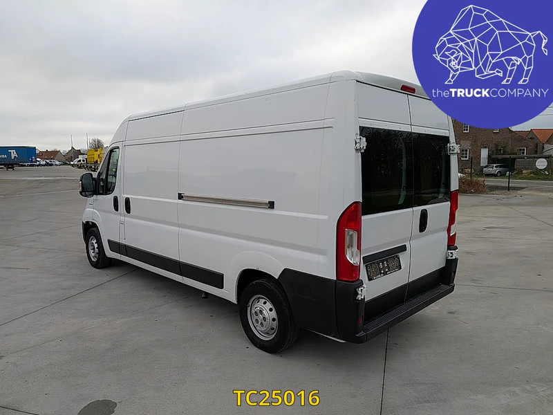 Fiat Ducato 2.0 Multijet L3H2 - Fourgon utilitaire: photos 3 Fiat Ducato 2.0 Multijet L3H2 - Fourgon utilitaire: photos 3