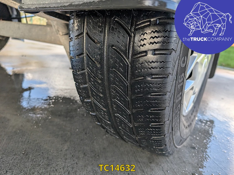 Fourgon grand volume Ford Transit BOX: photos 15