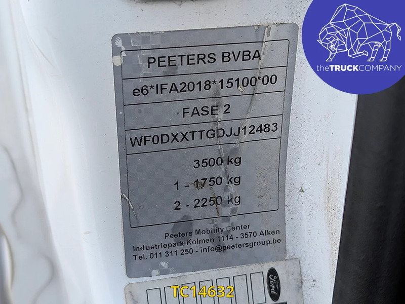 Fourgon grand volume Ford Transit BOX: photos 11