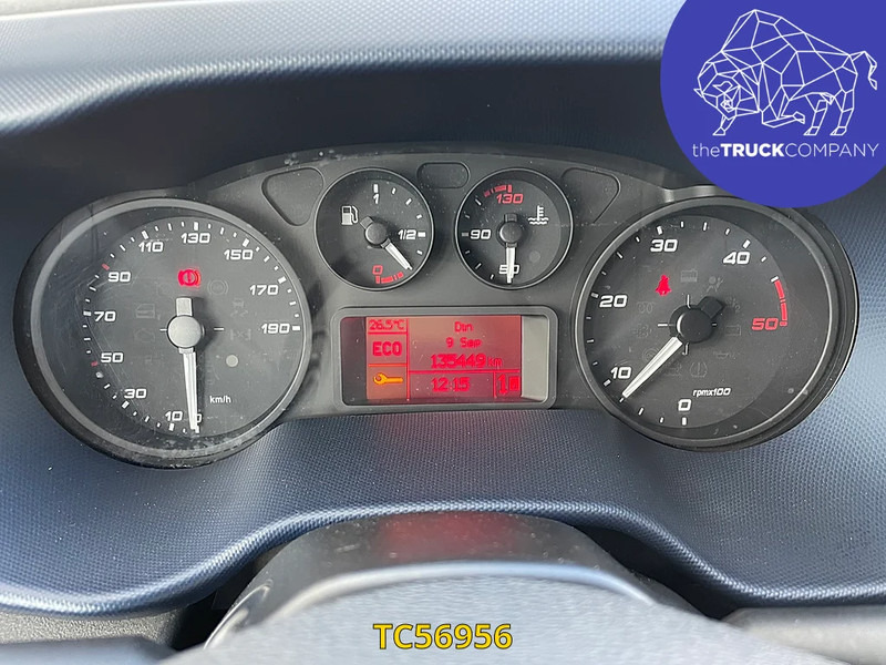 Fourgon utilitaire Iveco Daily 35-160 HI MATIC - L4H2: photos 18 Fourgon utilitaire Iveco Daily 35-160 HI MATIC - L4H2: photos 18