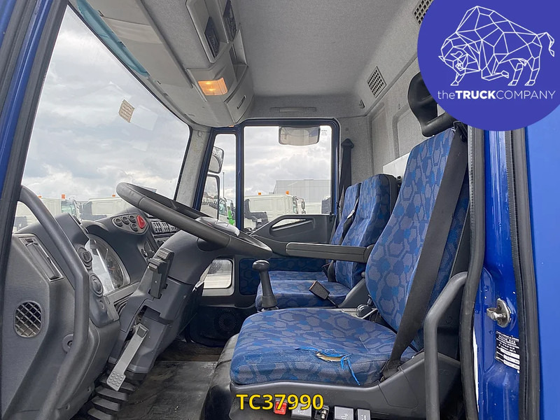 Iveco EUROCARGO - Camion fourgon: photos 5 Iveco EUROCARGO - Camion fourgon: photos 5