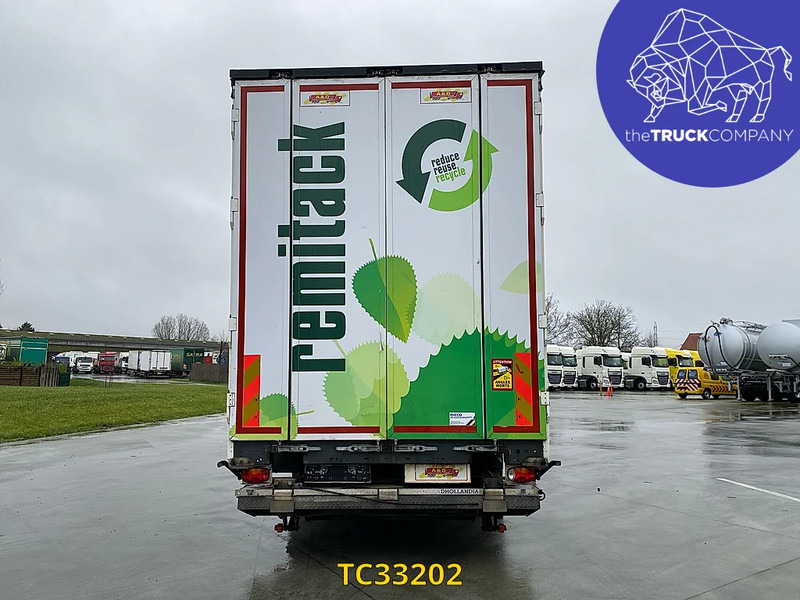 Iveco Stralis 420 - Camion à rideaux coulissants: photos 4 Iveco Stralis 420 - Camion à rideaux coulissants: photos 4