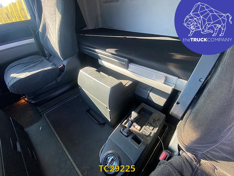 MAN TGX 440 - Camion plateau: photos 2 MAN TGX 440 - Camion plateau: photos 2