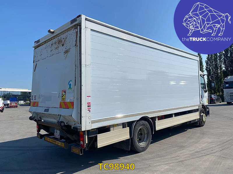 Renault D 240 - Camion fourgon: photos 2 Renault D 240 - Camion fourgon: photos 2