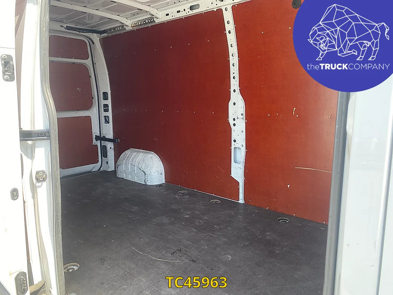 Renault Master 2.3 DCI L3H2 - Fourgon utilitaire: photos 2 Renault Master 2.3 DCI L3H2 - Fourgon utilitaire: photos 2