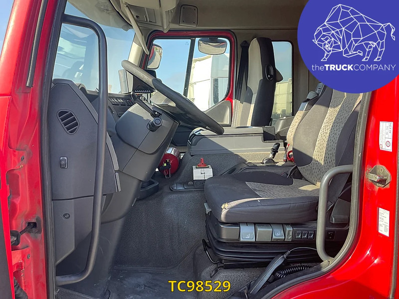 Renault Premium 380 - Camion à rideaux coulissants: photos 3 Renault Premium 380 - Camion à rideaux coulissants: photos 3