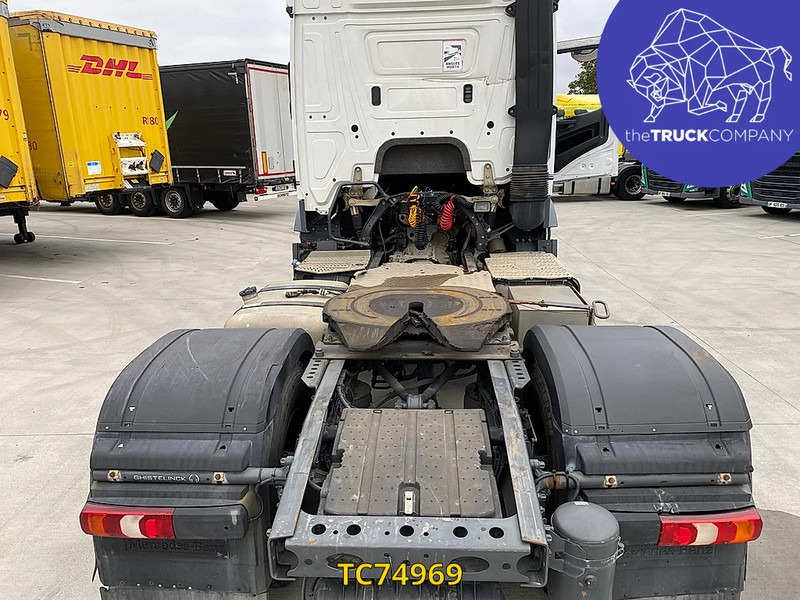 Tracteur routier Mercedes-Benz Arocs 1943: photos 13