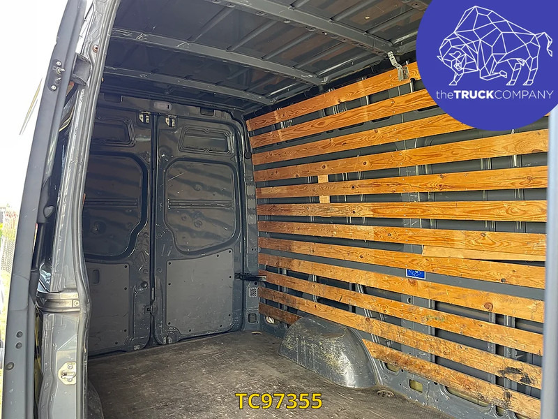 Fourgon utilitaire Volkswagen Crafter 2.0 TDI: photos 10