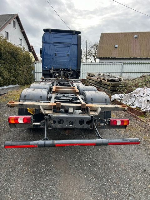 Mercedes-Benz 2548 - Camion porte-conteneur/ Caisse mobile: photos 4 Mercedes-Benz 2548 - Camion porte-conteneur/ Caisse mobile: photos 4