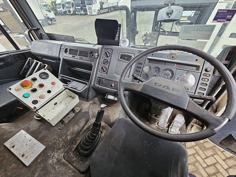 Camion hydrocureur DAF 65.210 ATI EURO 2 STEEL: photos 8