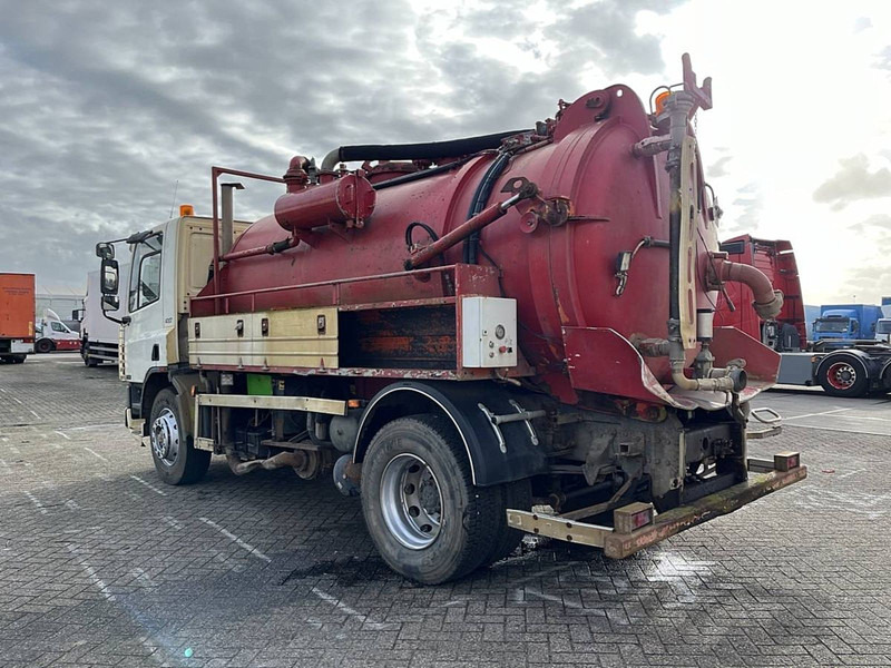DAF 65.210 ATI EURO 2 STEEL - Camion hydrocureur: photos 3 DAF 65.210 ATI EURO 2 STEEL - Camion hydrocureur: photos 3