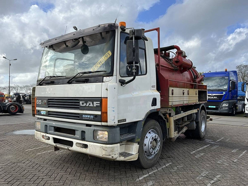 DAF 65.210 ATI EURO 2 STEEL - Camion hydrocureur: photos 1 DAF 65.210 ATI EURO 2 STEEL - Camion hydrocureur: photos 1