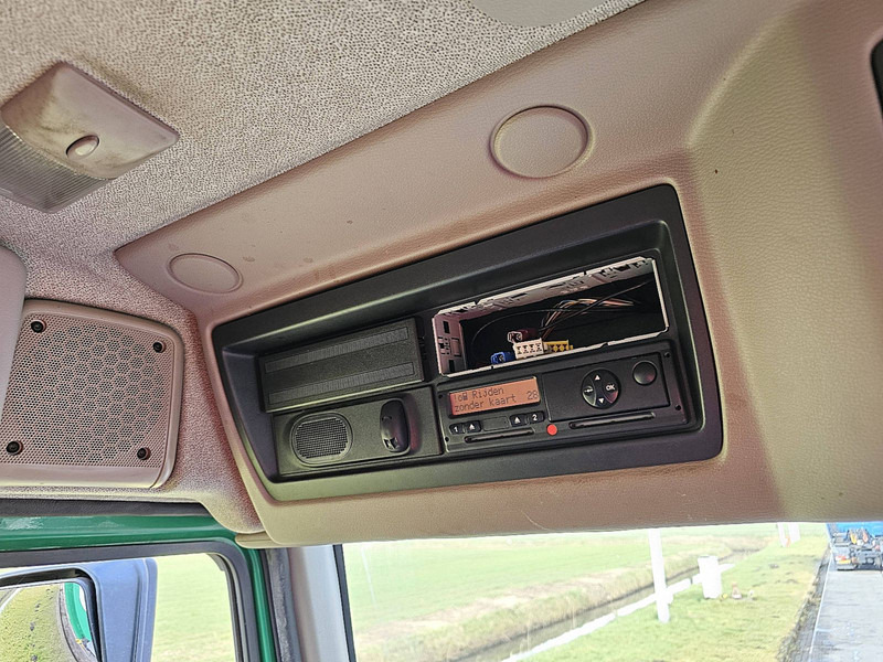 Camion fourgon DAF LF 310 18T AIRCO LIFT: photos 11