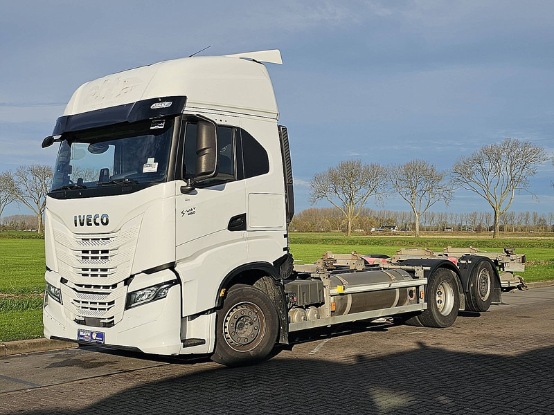 Iveco S-WAY AS260S46 6x2*4 LNG GAS - Camion porte-conteneur/ Caisse mobile: photos 2 Iveco S-WAY AS260S46 6x2*4 LNG GAS - Camion porte-conteneur/ Caisse mobile: photos 2