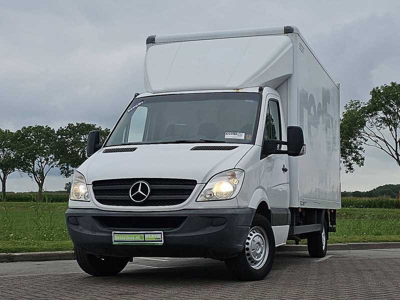 Mercedes-Benz Sprinter 313 laadklep - Fourgon grand volume: photos 1 Mercedes-Benz Sprinter 313 laadklep - Fourgon grand volume: photos 1