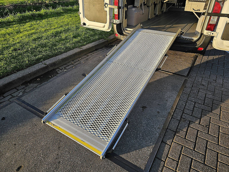 Renault Master 2.3 DCI KOMBI LIFT L3H2 - crédit-bail Renault Master 2.3 DCI KOMBI LIFT L3H2: photos 16