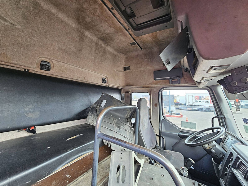 Benne à ordures ménagères Renault PREMIUM 320: photos 9