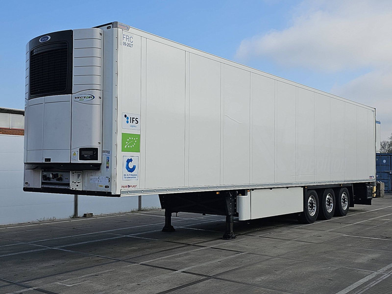 Schmitz Cargobull SCB*S3B Carrier1550D+E,dopp - Semi-remorque frigorifique: photos 1 Schmitz Cargobull SCB*S3B Carrier1550D+E,dopp - Semi-remorque frigorifique: photos 1