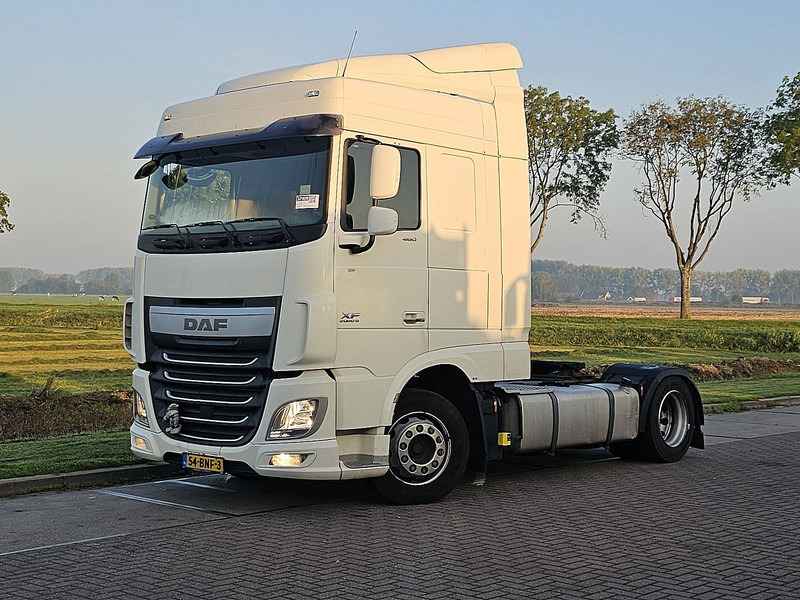 DAF XF 460 - Tracteur routier: photos 2 DAF XF 460 - Tracteur routier: photos 2